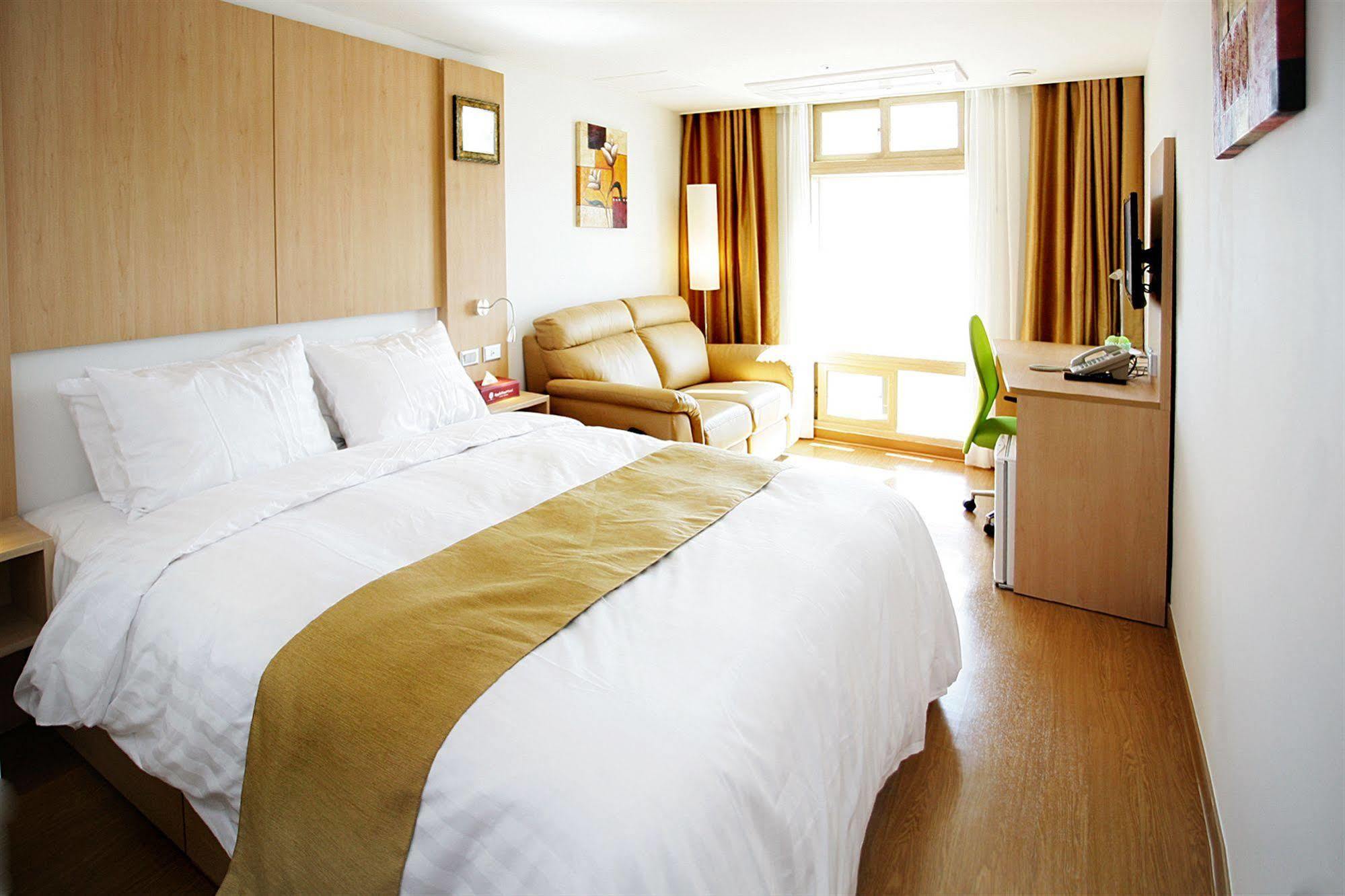 Gunsan Apple Tree Hotel المظهر الخارجي الصورة